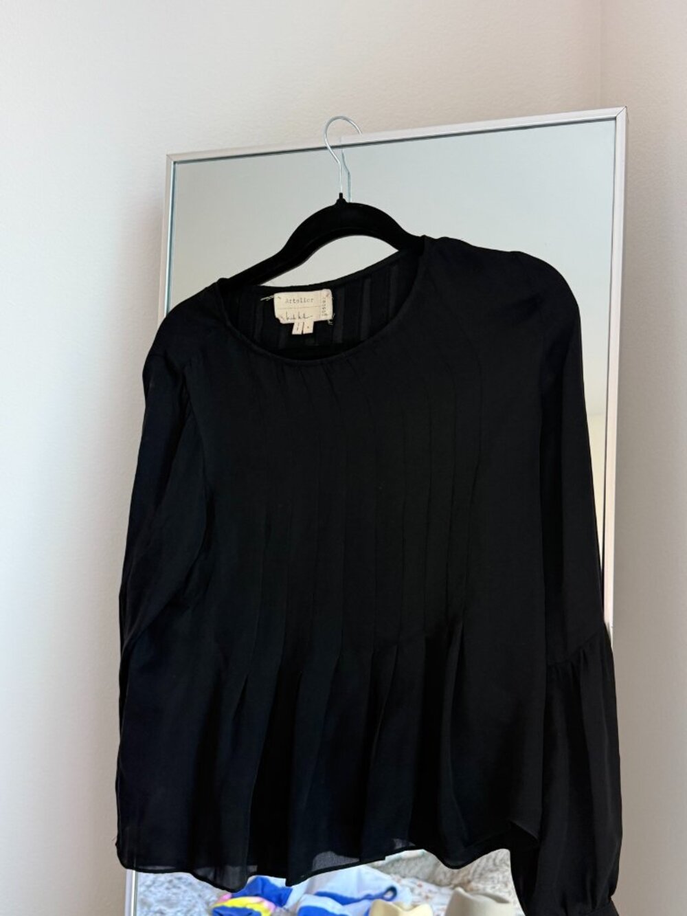 Artelier Nicole Miller Black 100% Silk Pleated Blouse Size S